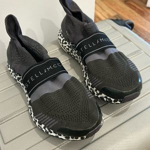 Never worn Stella McCartney sneakers